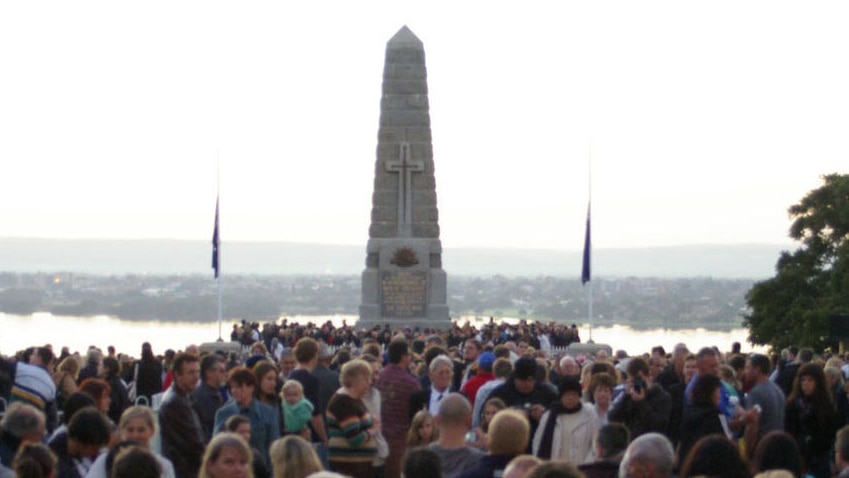 Anzac Day crowds at the State War Memorial, Kings Park.