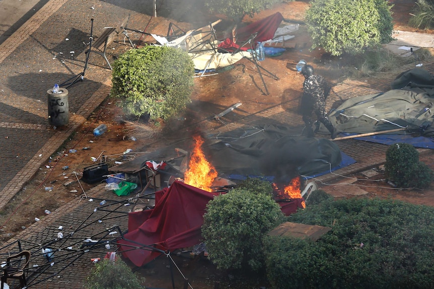 Tents burned and destroyed by Hezbollah supporters