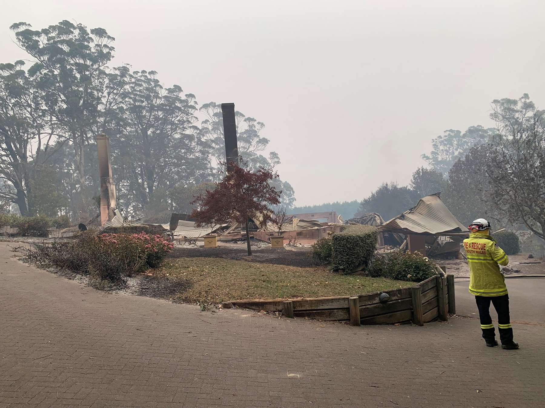 Southern Highlands' Morton bushfire devastates Wingello, Bundanoon and