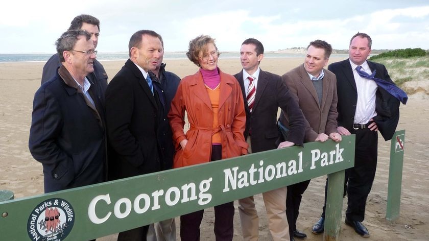 Tony Abbott and SA MPs and Senators at Coorong National Park