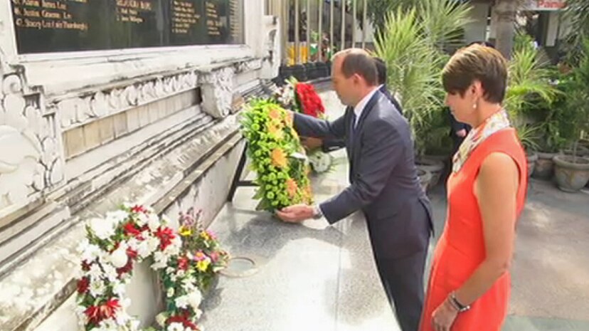 Tony Abbott lays wreath at a memorial of the 2002 Bali bombing