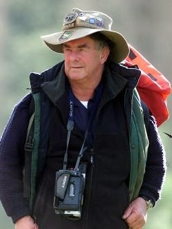 Tasmanian Tiger hunter Col Bailey in the field.