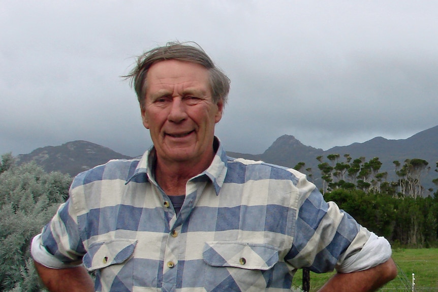 Flinders island farmer, James Luddington