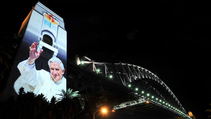 Image of Pope projected onto Sydney Harbour Bridge