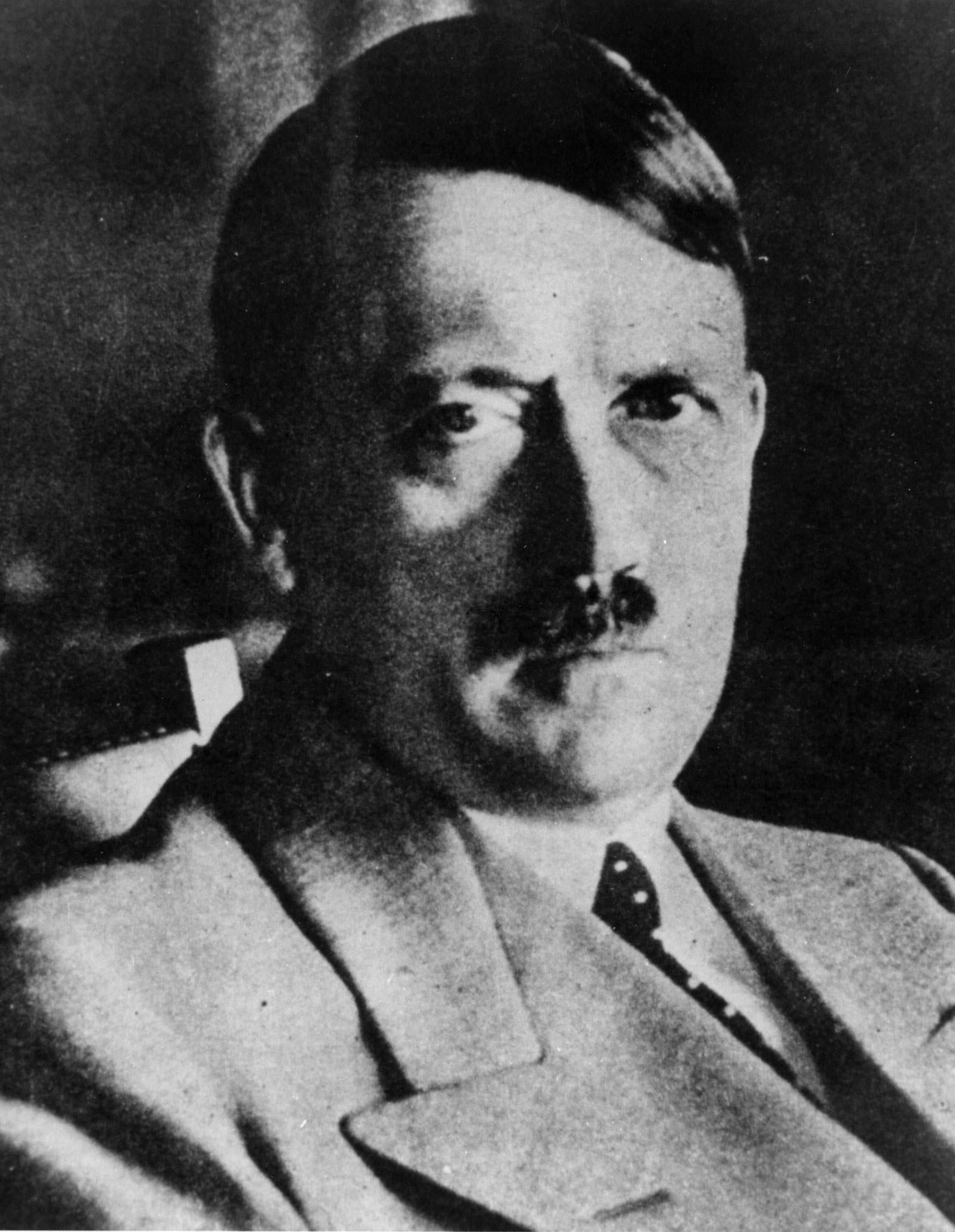 Adolf Hitler S Teeth Debunk Conspiracy Theories Over Death Scientists Say Abc News