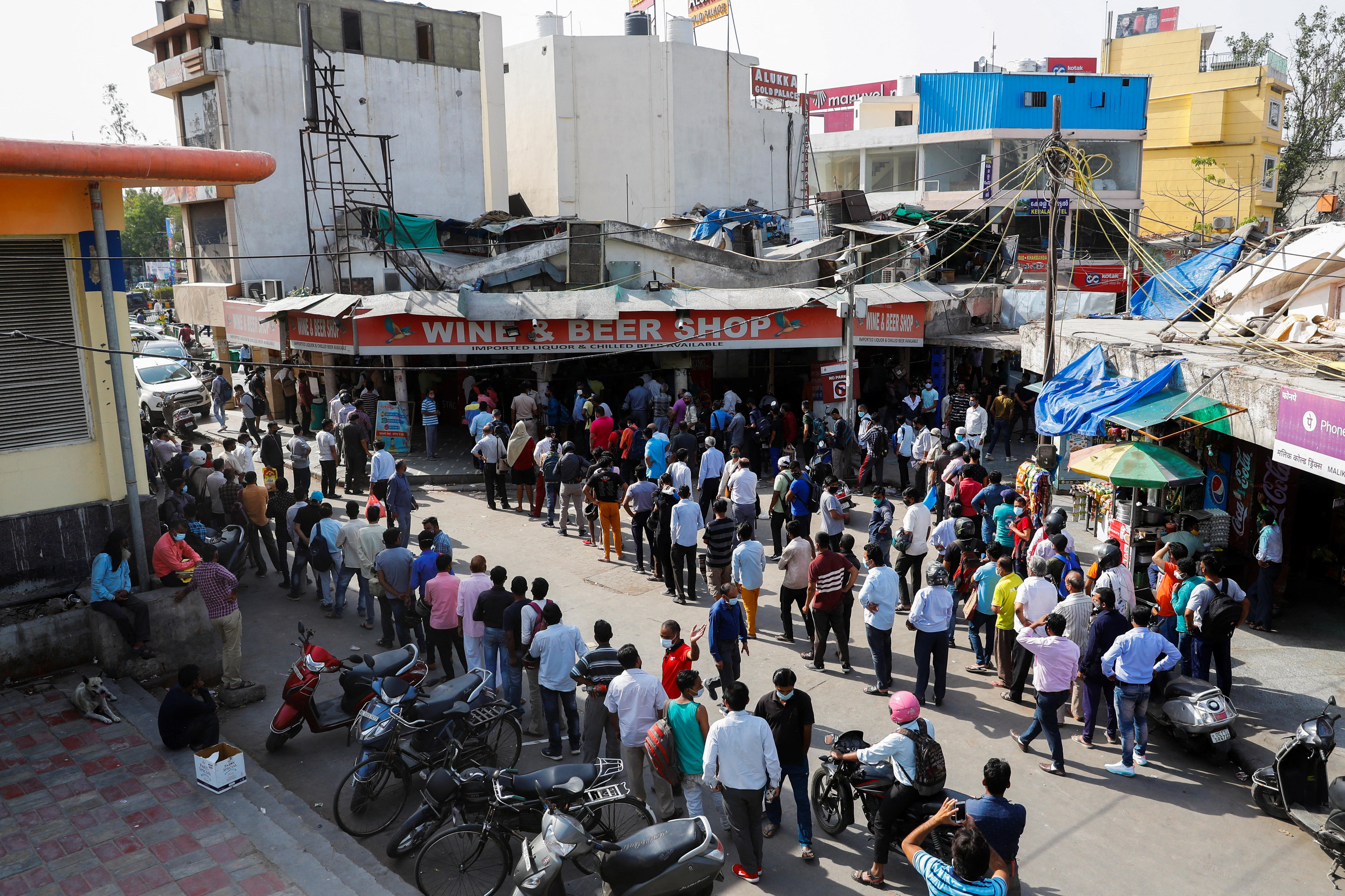 Illegal alcohol kills 38 in India after 10 more die in hospital ABC News