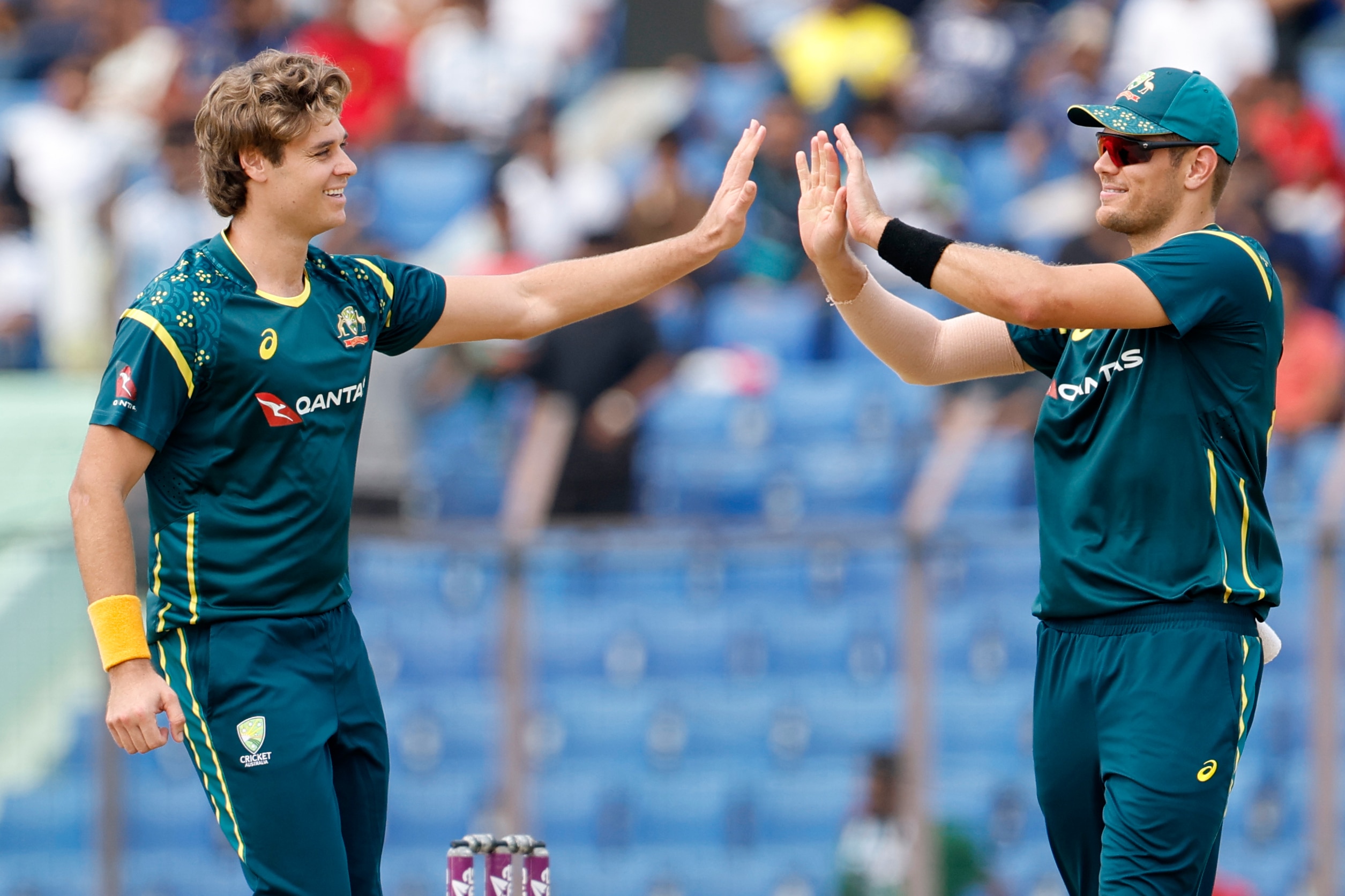 Australia posts seven-wicket T20I win over Bangladesh as Spencer Johnson stars with ball