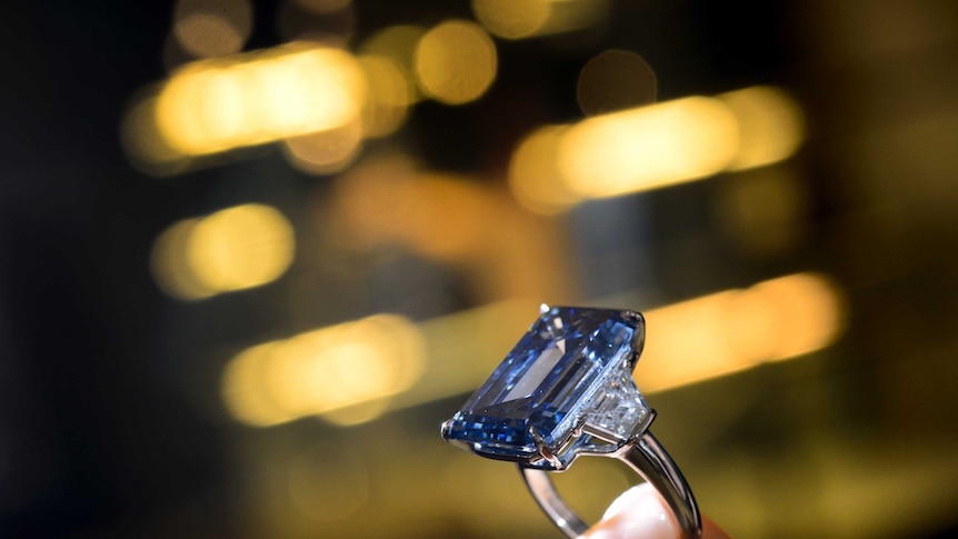 Blue diamond auction