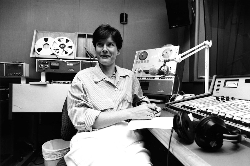 Archival image of Ellen Fanning, former AM presenter in the Sydney ABC radio studios.