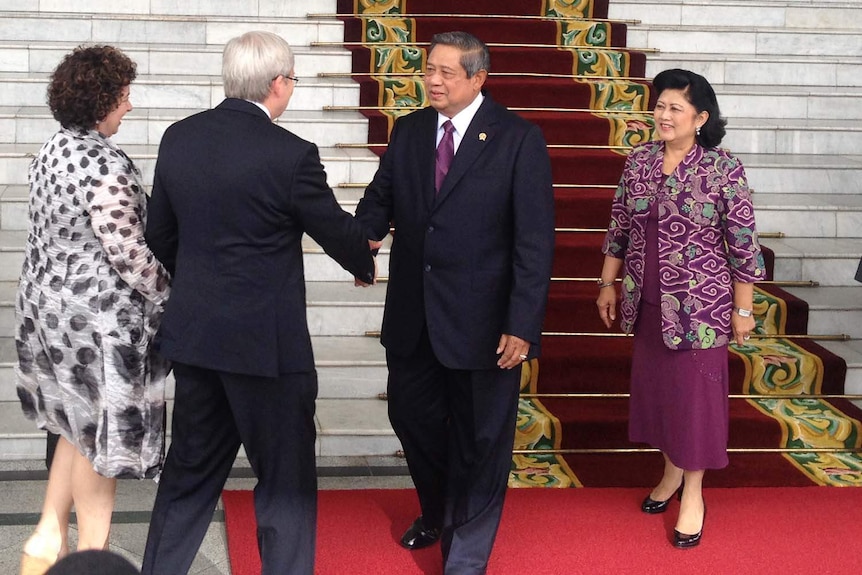 Kevin Rudd meets Susilo Bambang Yudhoyono in Java