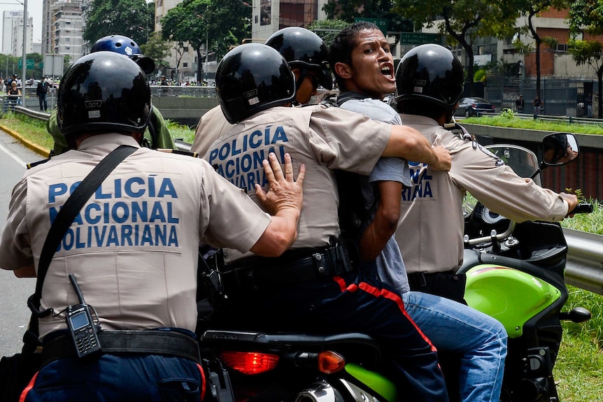 Man detained in Caracas protest