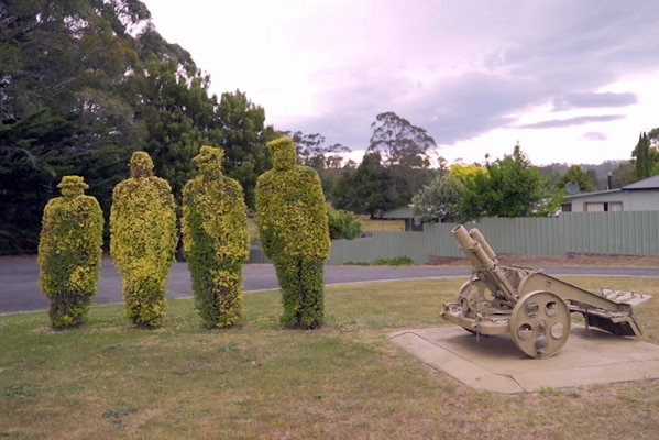 Topiary Soldiers Image