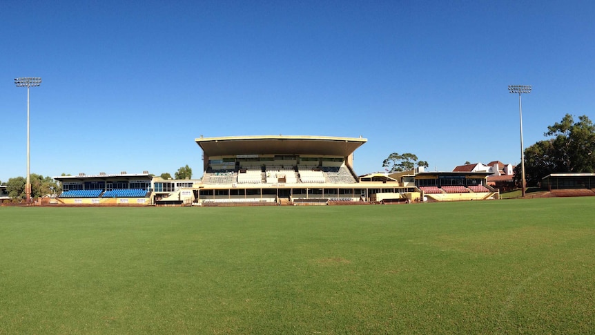 Leederville Oval Grandstand, 27 March 2014