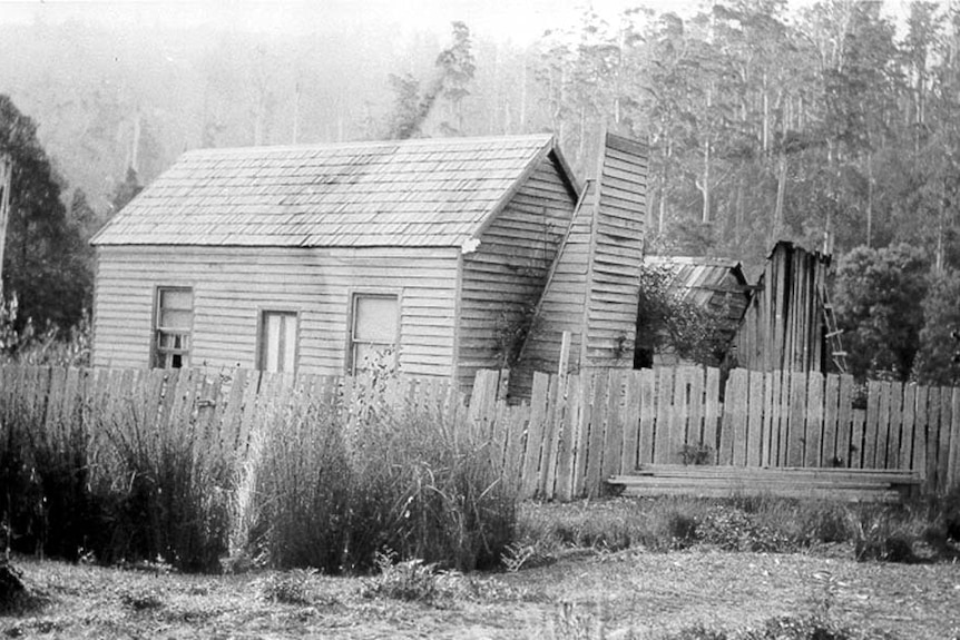 Exterior side view of a mining homestead at Lisle occupied by Thomas George Collins and his wife Louisa