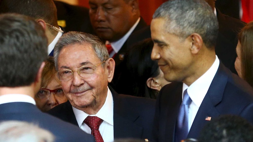 US president Barack Obama (R) and his Cuban counterpart Raul Castro meet before the inauguration of the VII Summit of the Americas