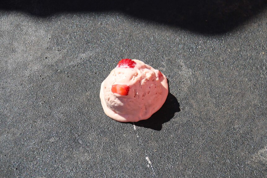 Dropped strawberry sundae