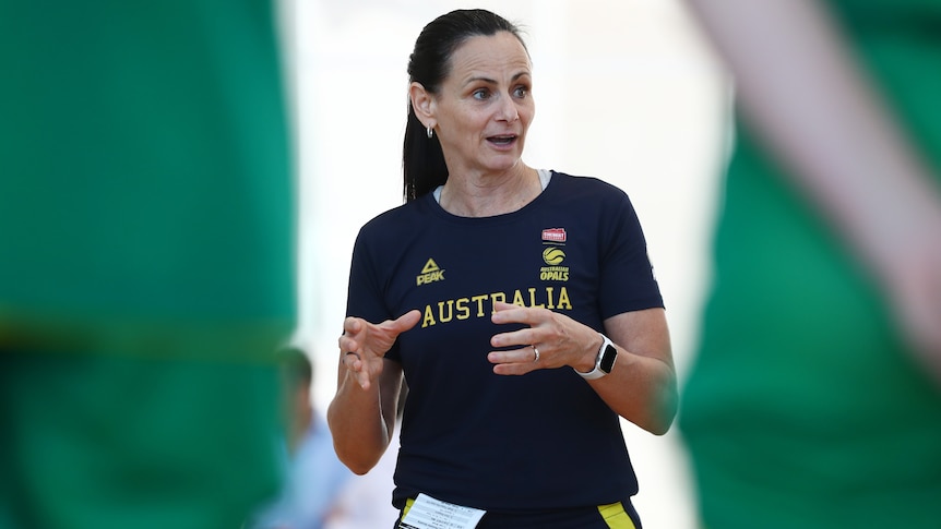 Basketball Australia coach Sandy Brondello talking with her team at training