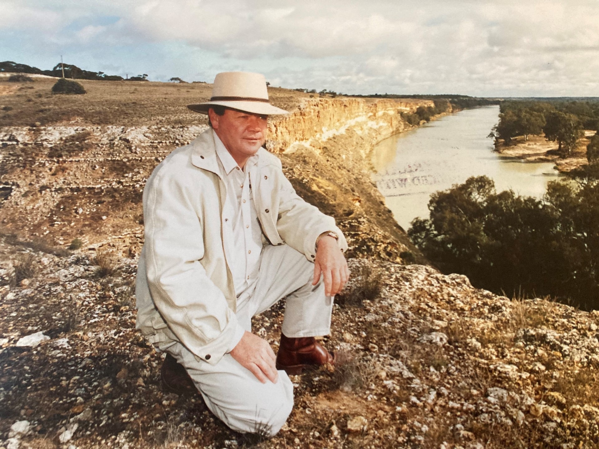 Tributes flow for 'fun-loving, passionate patriarch' and wine label magnate Peter Teakle, who has died aged 72