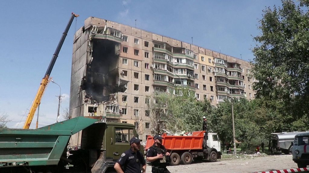 Russian Missile Attacks Hit Civilian Buildings In Ukraine's Kryvyi Rih ...