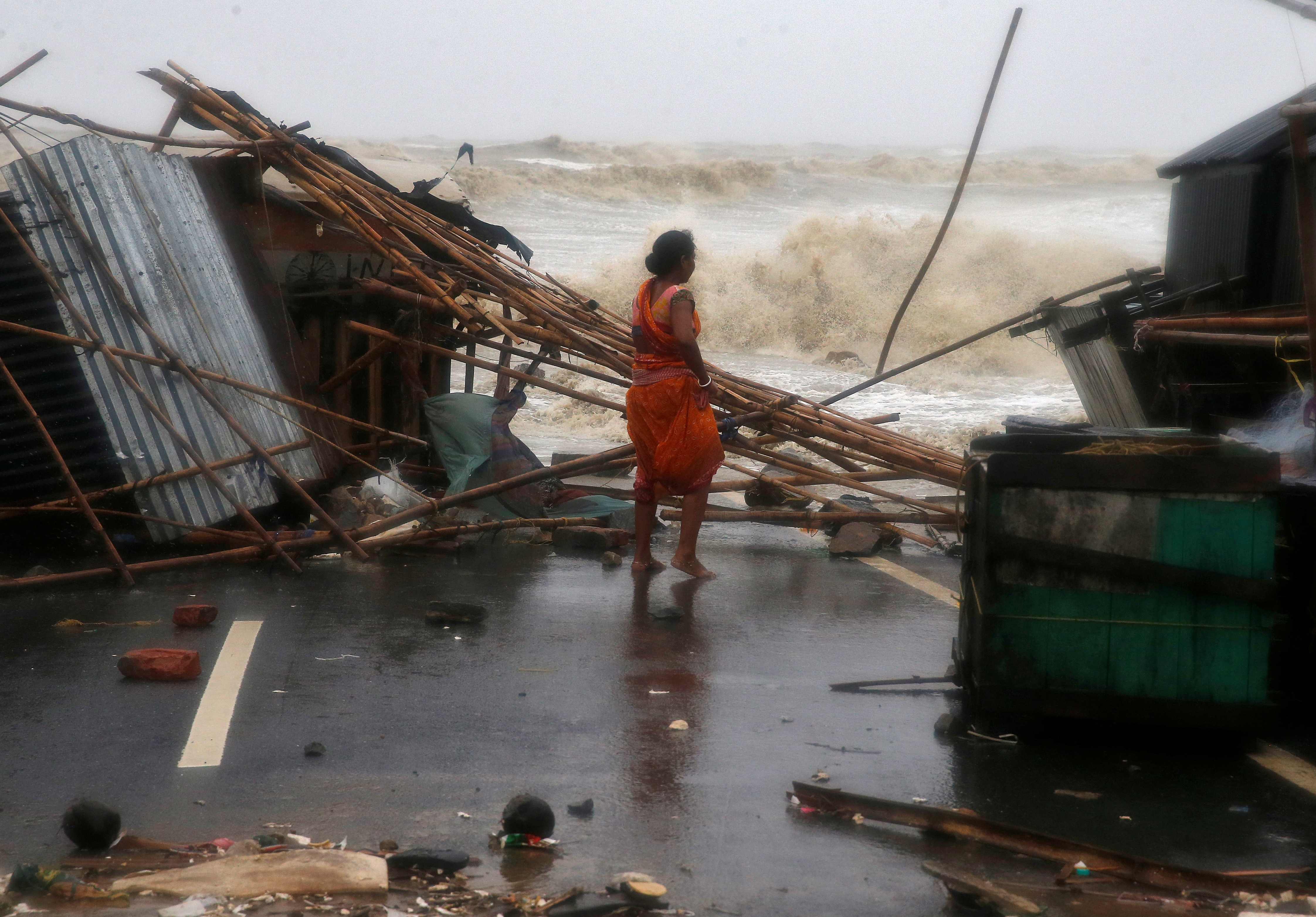 Two Killed, 1.1 Million Evacuate As Severe Cyclone Yaas Lashes India ...