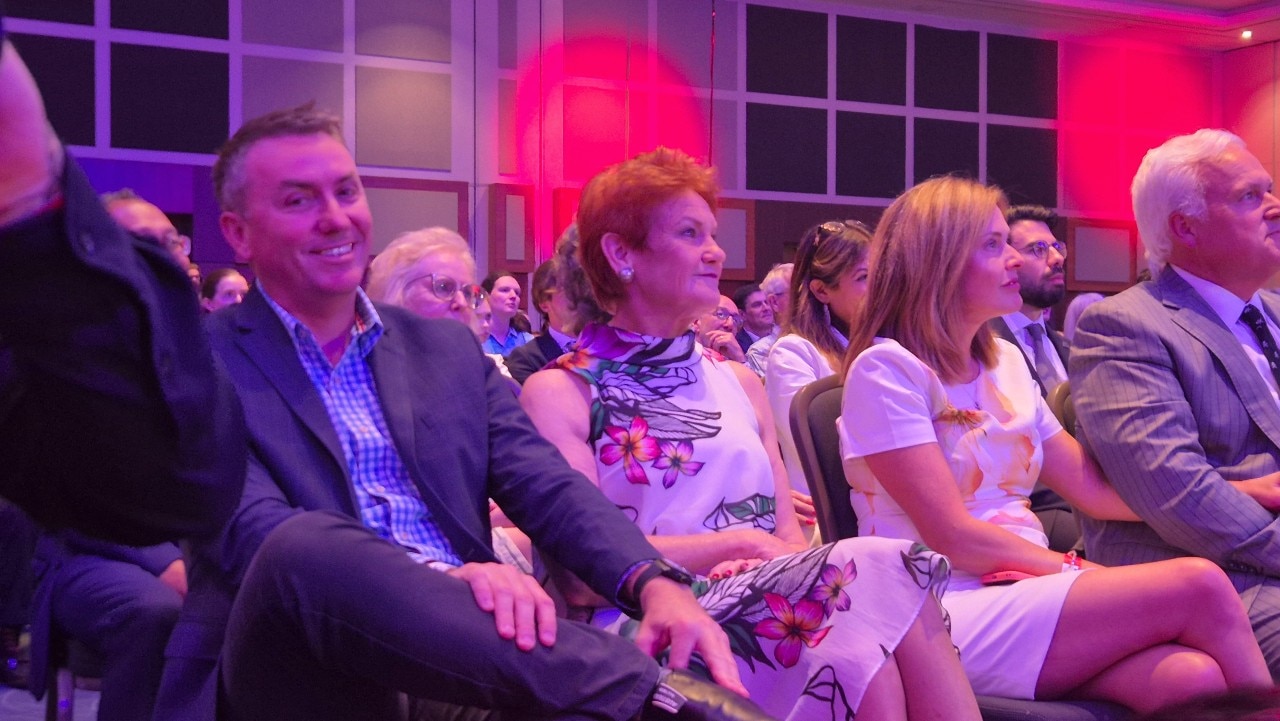 Hanson dodges questions about who paid for Italy trip