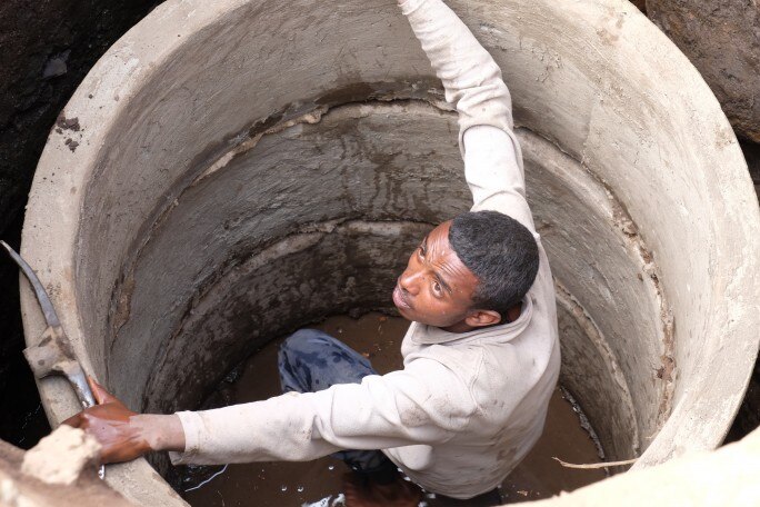 Well construction in Ethiopia, Water For A Village project.