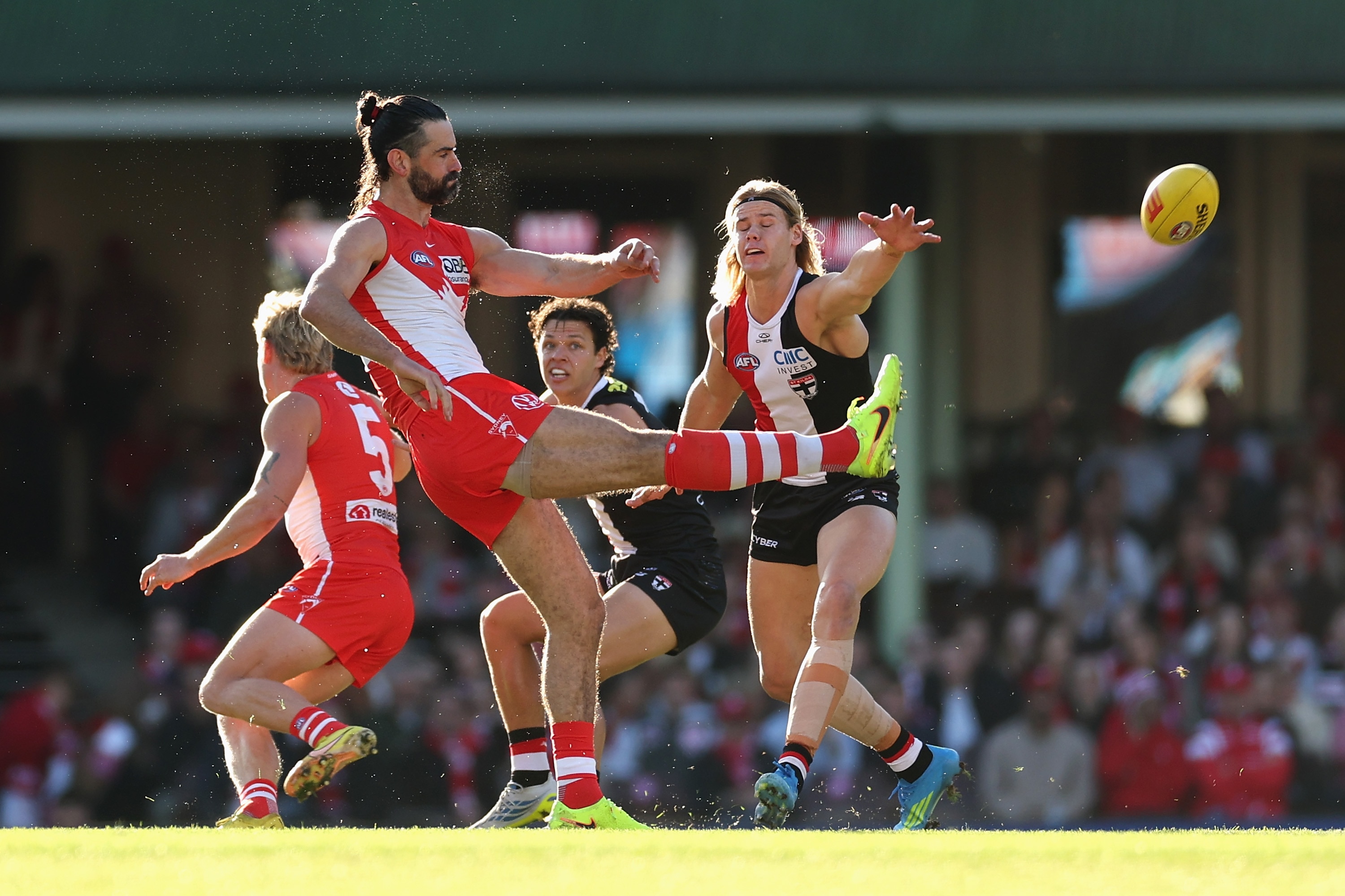 Live: Swans looking for top gear against Saints ahead of Sunday night football