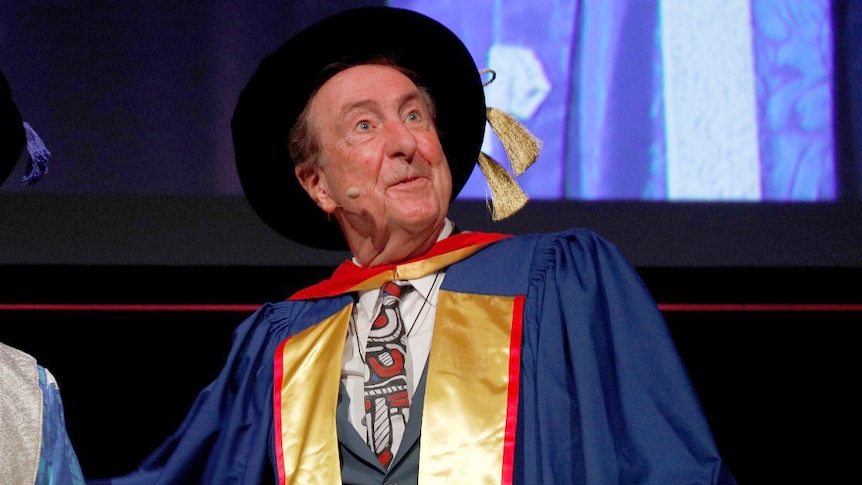 Eric Idle gets honorary doctorate