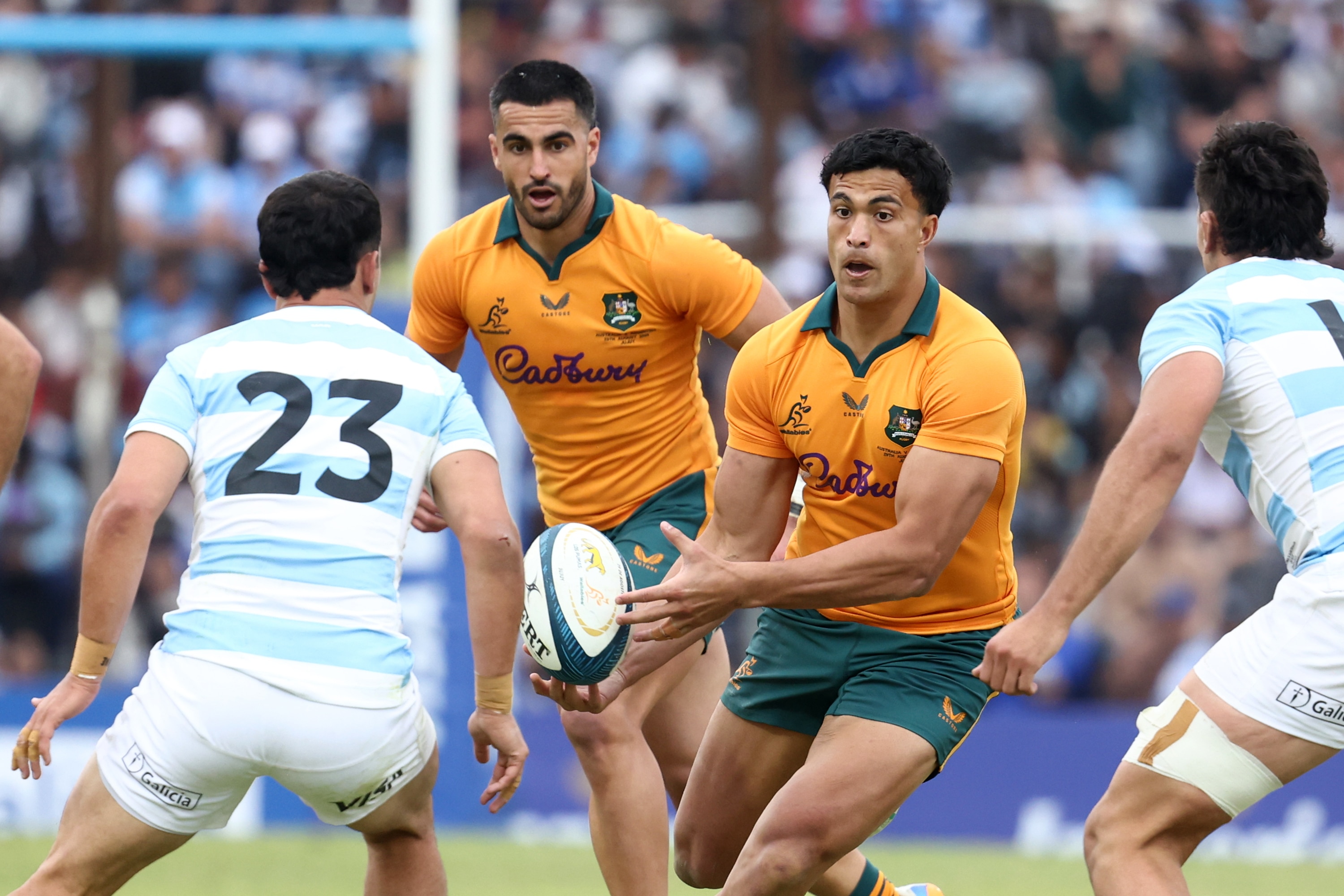 Joseph-Aukuso Suaali passes the ball
