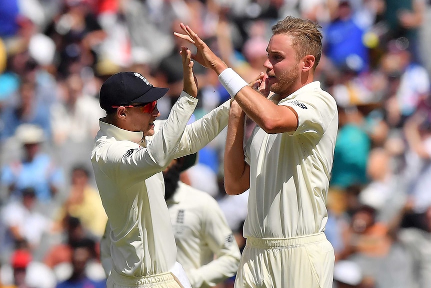 Stuart Broad celebrates wicket of Usman Khawaja