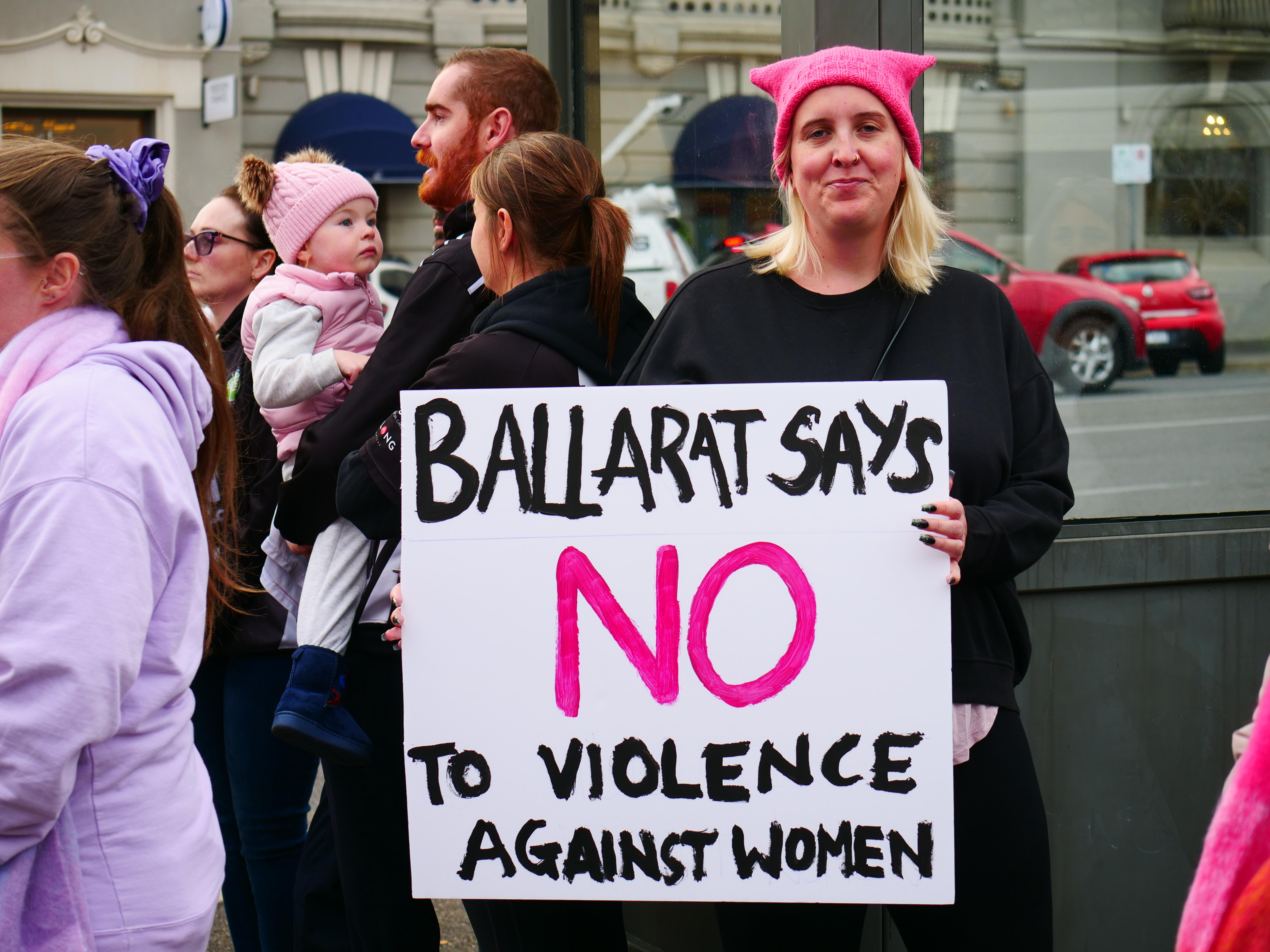 Rally remembering Rebecca Young, Samantha Murphy and Hannah McGuire brings Ballarat community together - ABC News