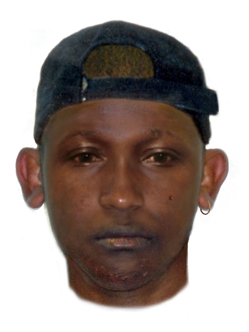 The man is described as around 40 years old, about 158 centimetres tall, with short black hair.
