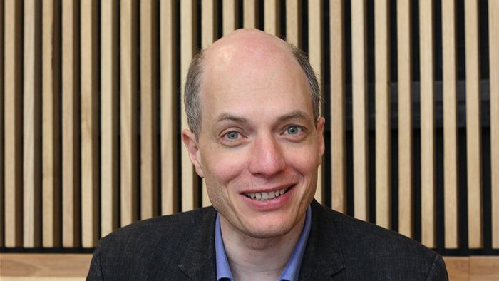 Philosopher Alain de Botton challenges our need for news episode artwork