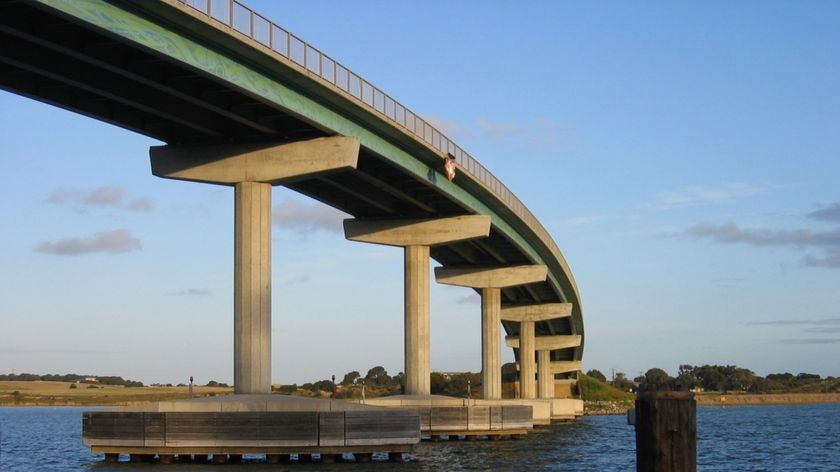 Bridge over the Murray
