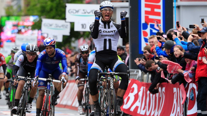 Kittel wins Giro second stage