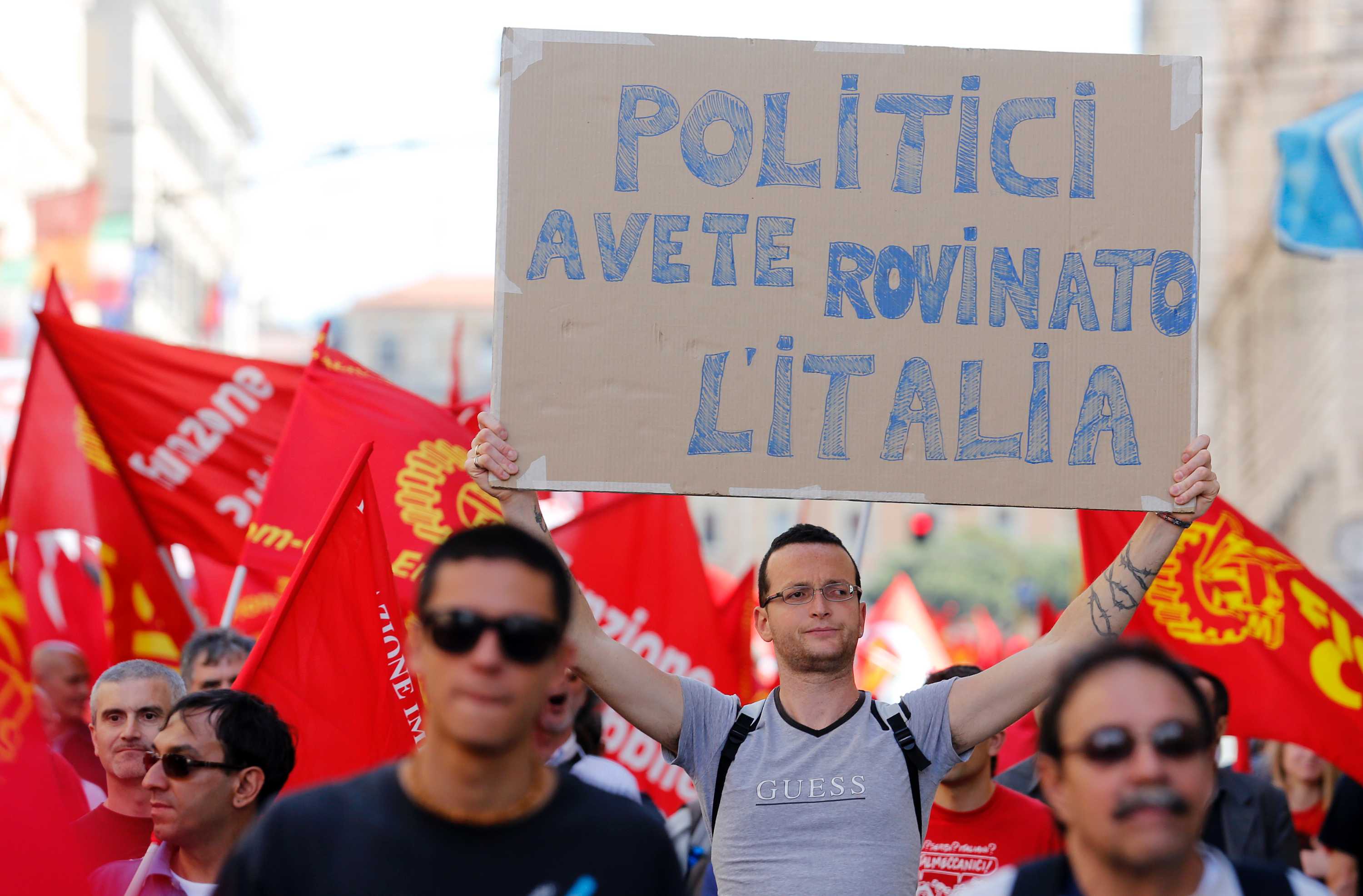 Thousands Rally Against Italy's New Government - ABC News