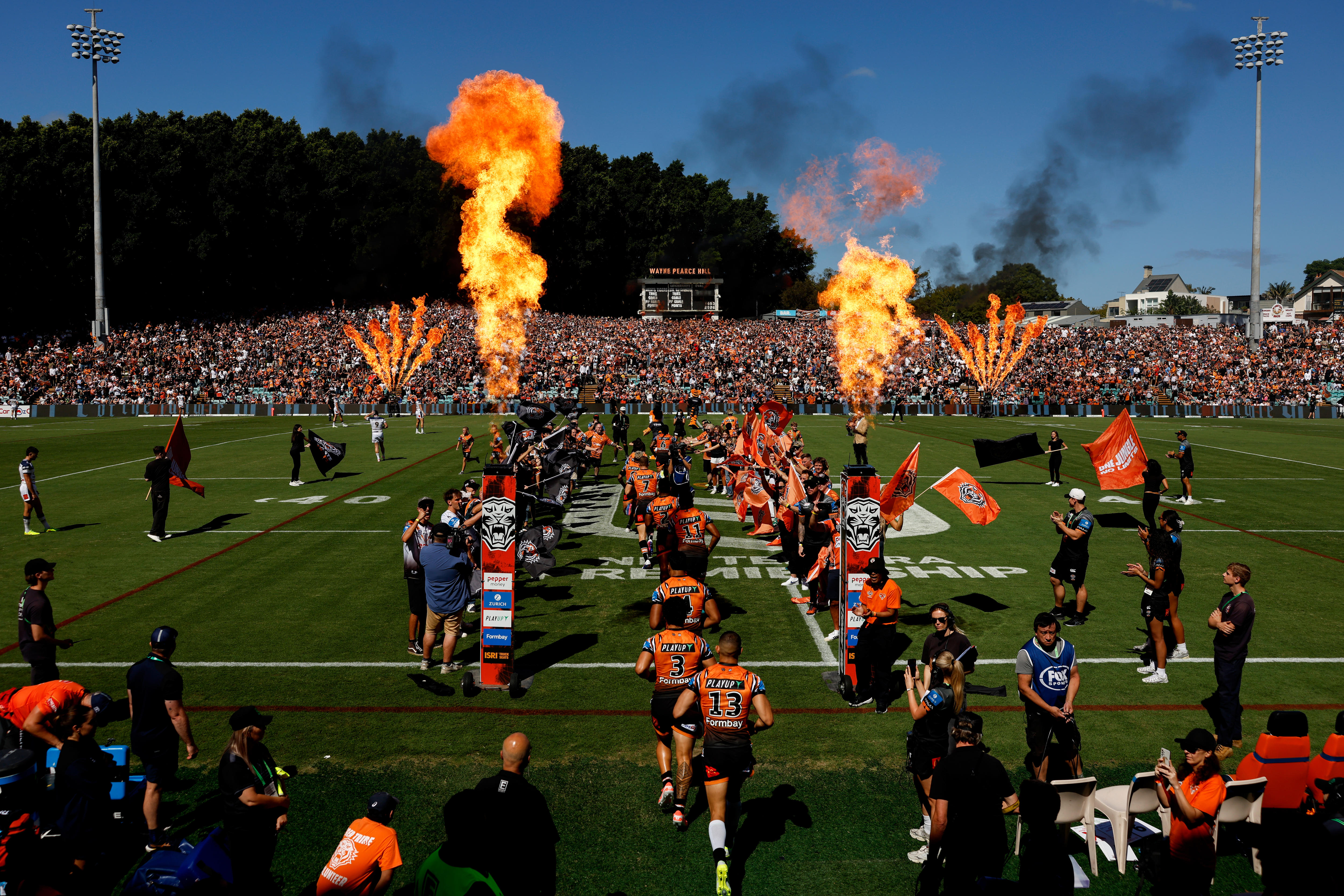 Live: Tigers gear up for last game at old Leichhardt