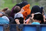 Syrians flee to Turkey border