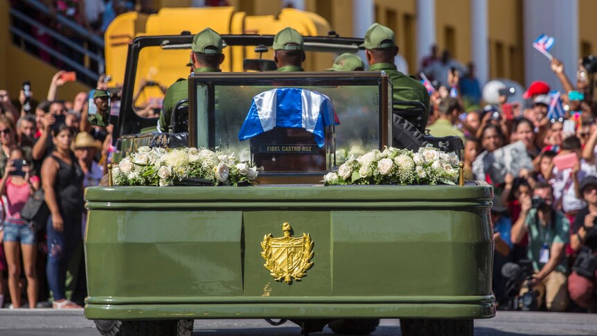 Fidel Castro's ashes arrive in Santiago ahead of former leader's internment