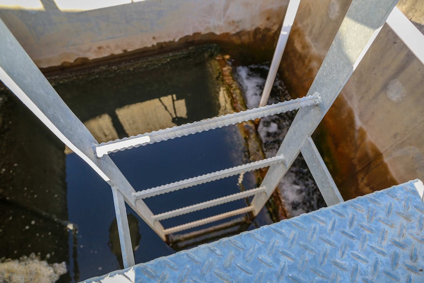 Inside a Coonabarabran bore