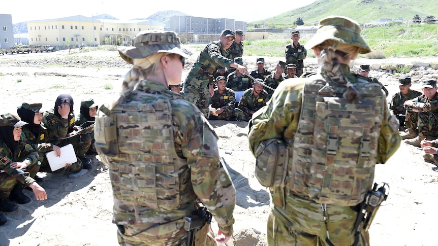 ADF mentoring officers in Kabul