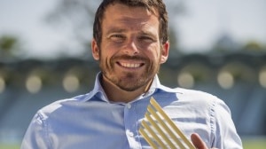 Kurt Fearnley named Australia's Sport Personality of the Year at AIS Sport Performance Awards.