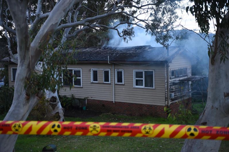 Firefighters battling Sydney blaze allegedly confronted by axe-wielding ...