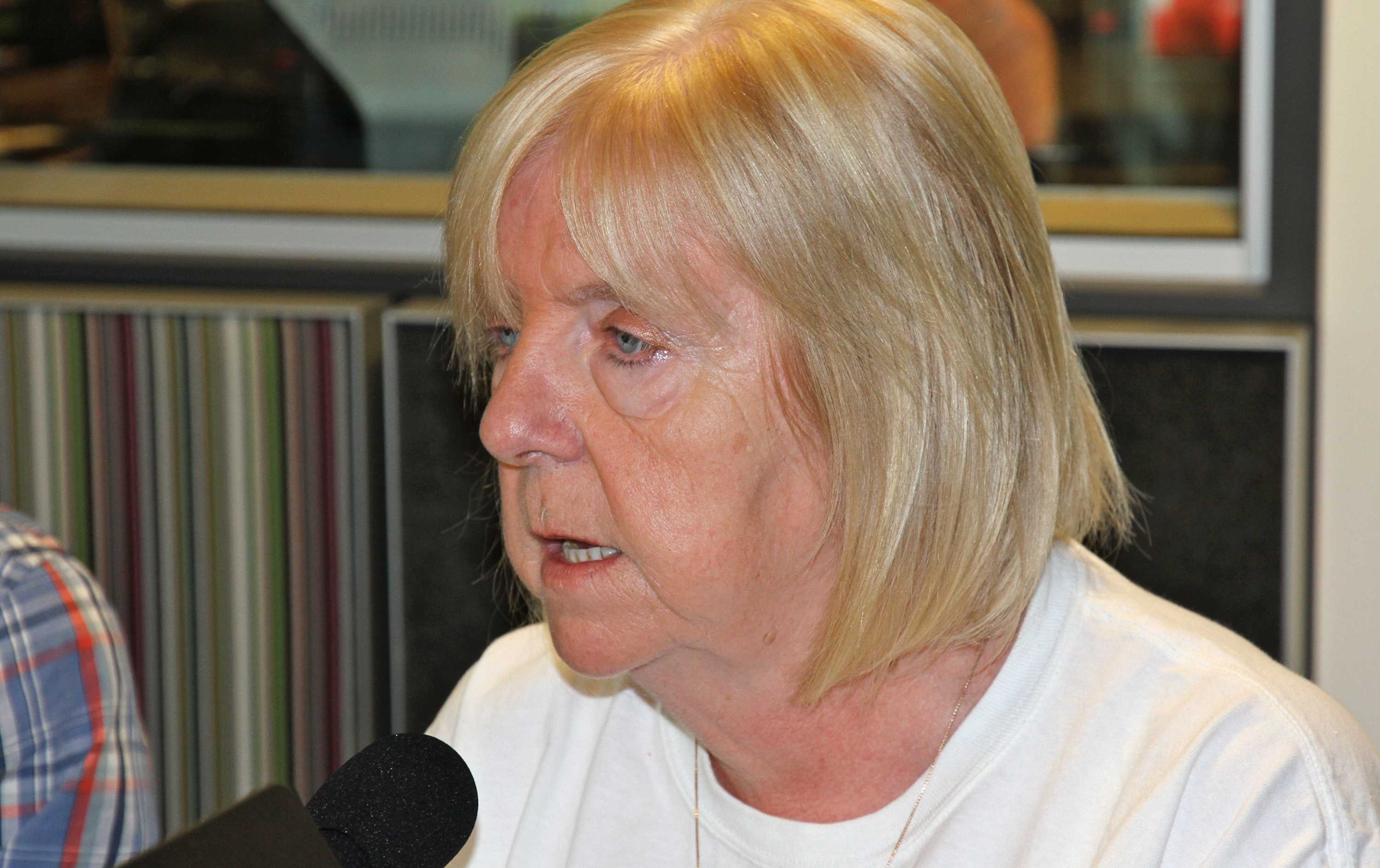 Perfil de una mujer.