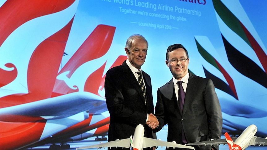 Qantas and Emirates announce 10-year deal.