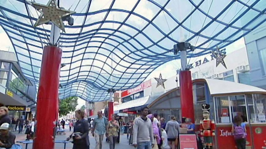 Christmas shoppers in Hobart's Elizabeth St mall.