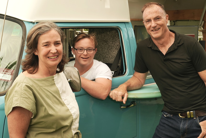 Bobby Pate with his mother Tracy and father Stephen