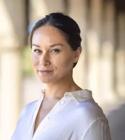 加州大学洛杉矶分校的 Nina Toft Djanegara 博士