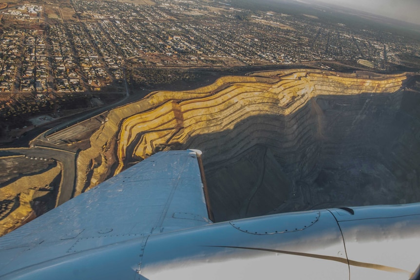 A view of Kalgoorlie's Super Pit from the air.