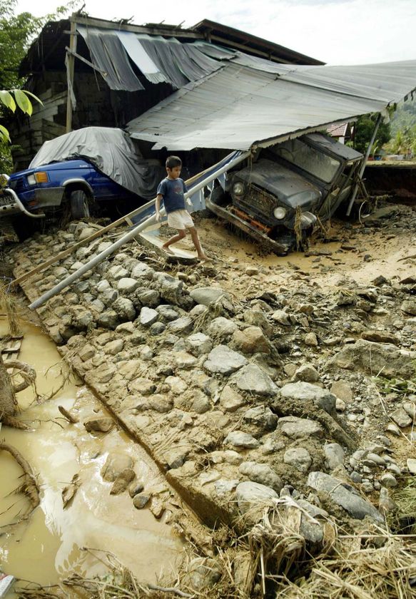 More than 100 dead after Indonesian flooding - ABC News